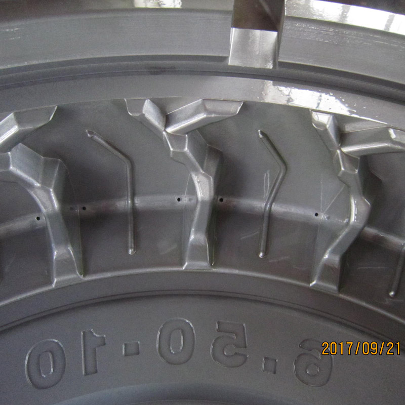 6.50-10 노펑크 타이어 mold