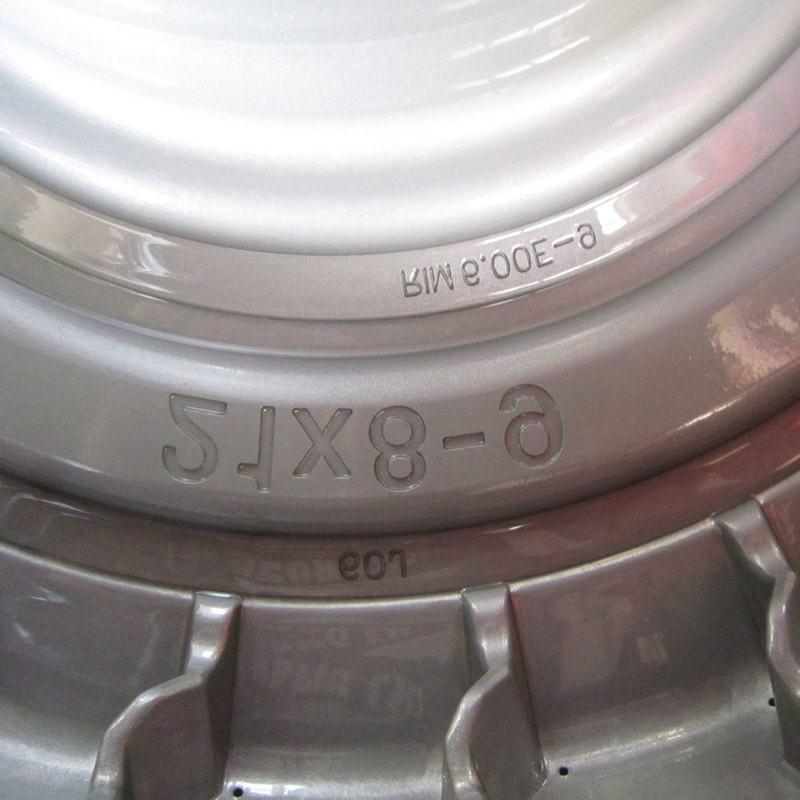 21x8-9 노펑크 타이어 mold